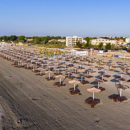 Hotel Nautic Luxury Club Năvodari Exteriér fotografie